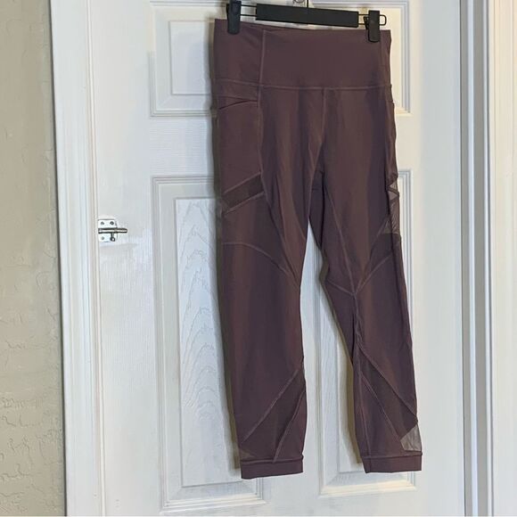 Lululemon Mesh In Motion Crop *23" Antique Bark Size 6 - Picture 3 of 10